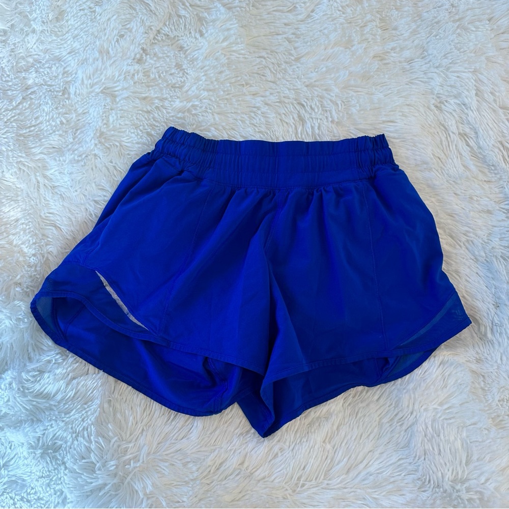 SOLD | Lululemon Hotty Hot Short II *Long 4" Jet Stream - Picture 4 of 8